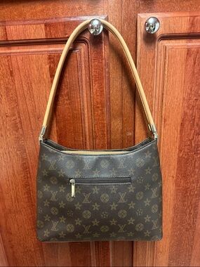Louis Vuitton Monogram Canvas Shoulder Bag with Vachetta Strap